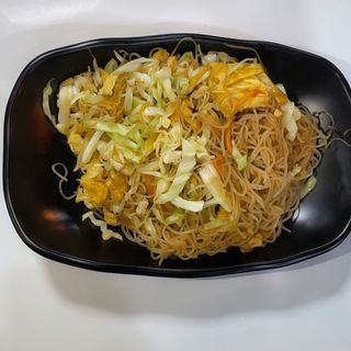 42. Fideos de Arroz Tres Delicias