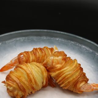 205 Gamberi con lacci di patate