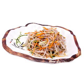 3. Салата от соеви кълнове (400гр)