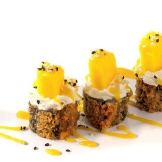 Tempura Maki Mango (8 Pzs.)