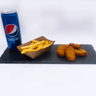 chicken Nuggets +chips+pepsi