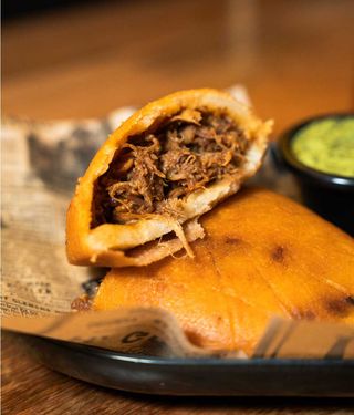 Empanada de Asado Negro