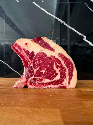 Scottona Angus frollatura