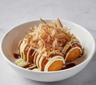 Takoyakis Con Tonkatsu