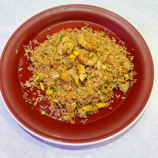Arroz frito con pollo