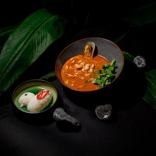 ტომ იამი ზღვის პროდუქტებით 