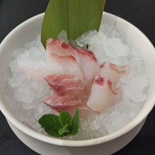 SA5  Sashimi pesce bianco - 6pezzi