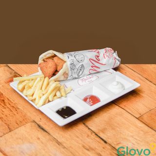 Sandwich naan chicken nuggets