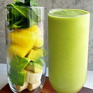 Pineapple banana smoothie 