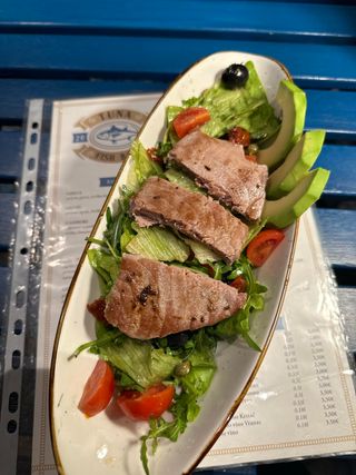 Tuna salata
