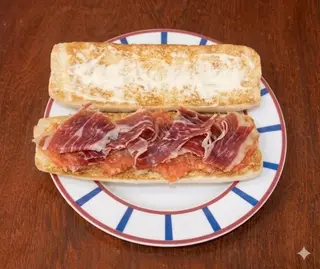 Bocadillo De Jamón Ibérico De Cebo