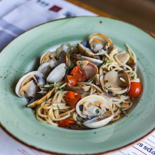 Spaghetti Alle Vongole 
