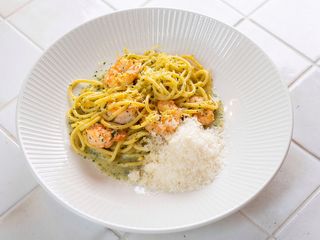 SPAGHETTI AGLIO&OLIO Z KREWETKAMI