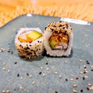 Spicy Gambas Crunch Roll