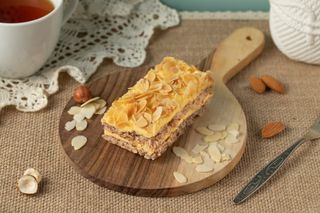 ნუშის ტორტი