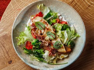 Салат з куркою