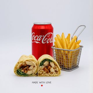 Menù burrito and fries de La Casa