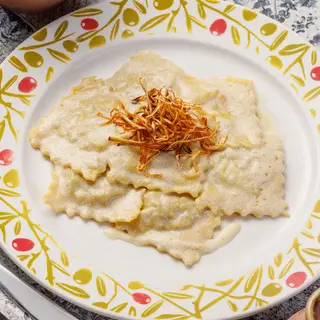 Ravioli cu cărniţă de pui