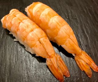 75. Sushi Gambas (2 piezas)