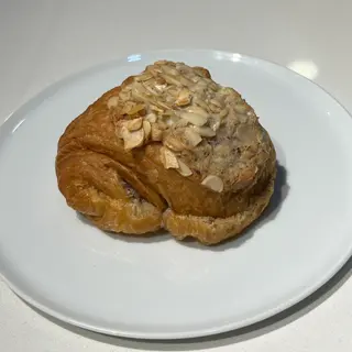 Croissant Amande Chocolat