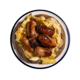 Fonduta di toma, cavolo verza e salsiccia