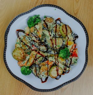 ქათმის სალათი თბილად