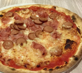 Prosciutto e würstel