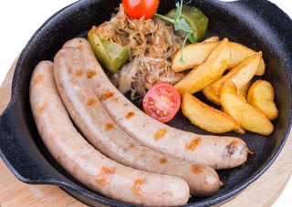 Куриные колбаски