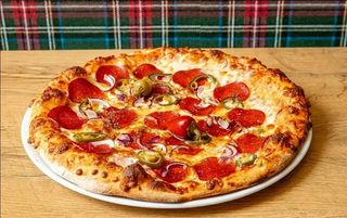 03. Pizza Toni Peperoni 42cm