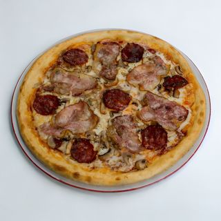 Onore pizza 32 cm + Pepsi