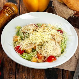 Салат "Цезарь" с курицей