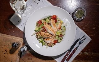 Salata Cu Piept De Pui 490g