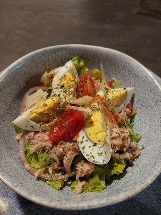Tuna salata