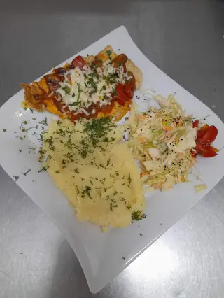 Pierś po zbójnicku zapiekana z serem