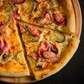 Піца Баварія 30см / 0,680 гр