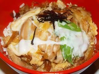171. Pollo y Huevo Revuelto sobre Arroz