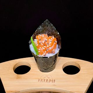 M051 Temaki sake
