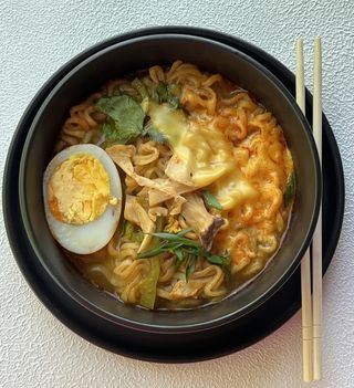 Рамен с курицей