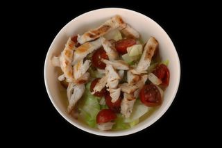 Insalata con pollo grigliato
