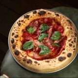 Піца М'ясна з Салямі, шинкою та панчетою (500г)