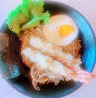 148. Ramen con gamberoni