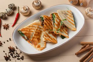 Кесадилья с говядиной (400гр)