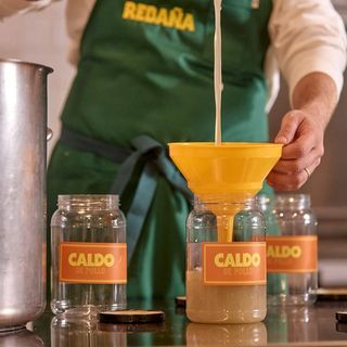 Caldo Casero de Pollo