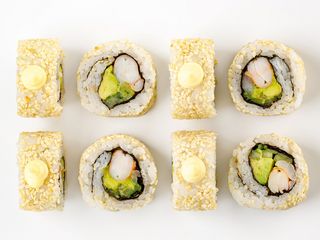 Каліфорнія в кунжуті з креветкою XL (265g)