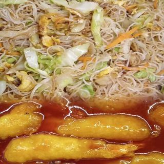 M13 Massa Fina com Camarão Agridoce