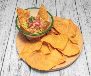 Totopos Con Guacamole