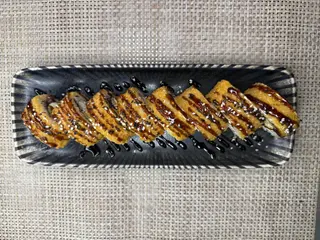 Ролл темпура с угрем/ Roll tempura cu angilă