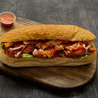Meksikan Soslu Çıtır Sandviç/Crispy Sandwich with Mexican Sauce