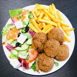 Talerz Falafel