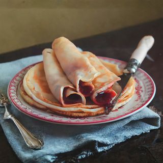 Palačinka sa marmeladom i džemom